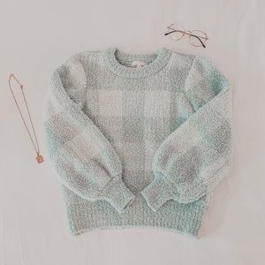 checkered sweater!